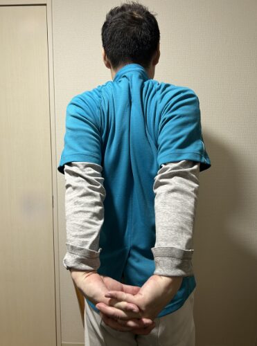 肩甲骨ほぐしのやり方